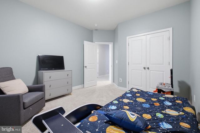 42310 CRAWFORD TER, Brambleton, VA 20148