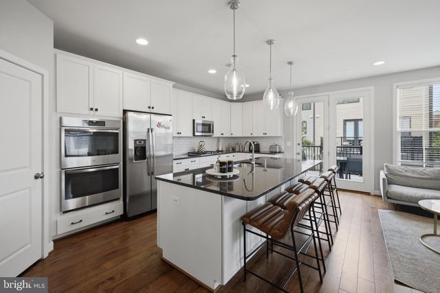 42310 CRAWFORD TER, Brambleton, VA 20148