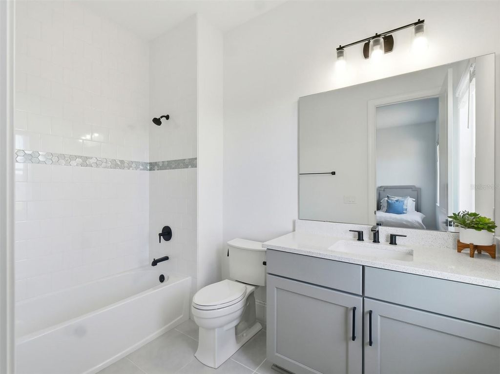 Image 71 of property listing at 9131 SANTORINI DRIVE, Orlando, FL 32827