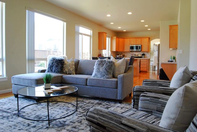 612 N Madson Ct, Liberty Lake, WA 99019