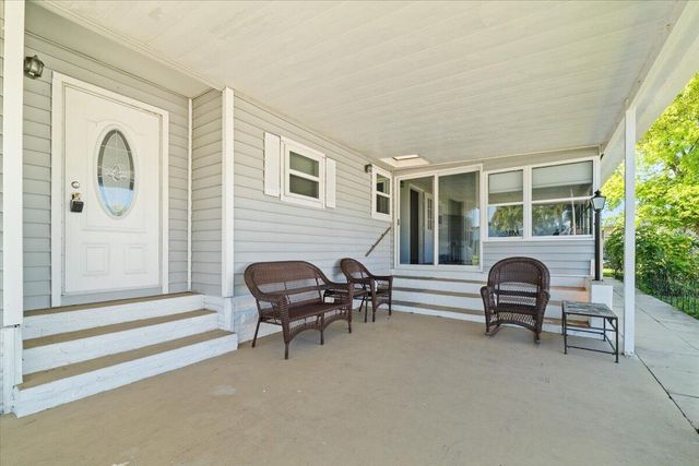 130 NW 53rd Court, Deerfield Beach, FL 33064