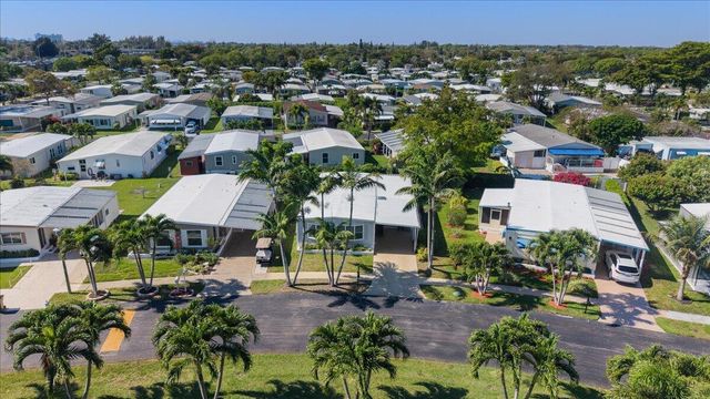 130 NW 53rd Court, Deerfield Beach, FL 33064