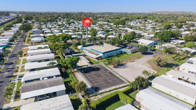 130 NW 53rd Court, Deerfield Beach, FL 33064