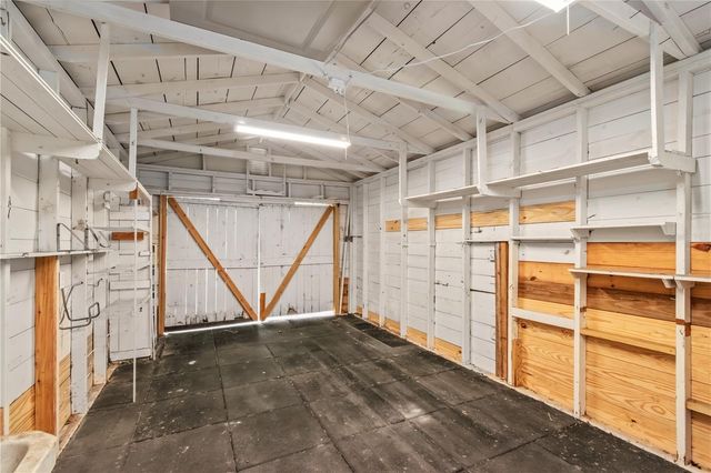 674 N STATE ROAD 21, Hawthorne, FL 32640