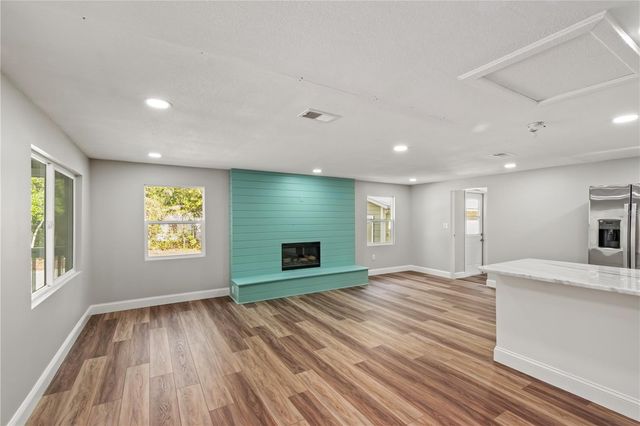 674 N STATE ROAD 21, Hawthorne, FL 32640