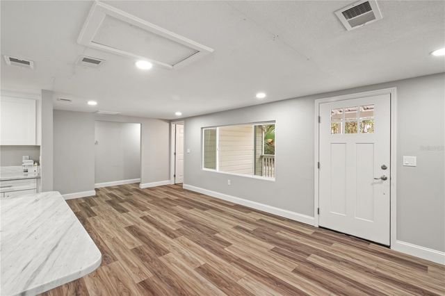 674 N STATE ROAD 21, Hawthorne, FL 32640