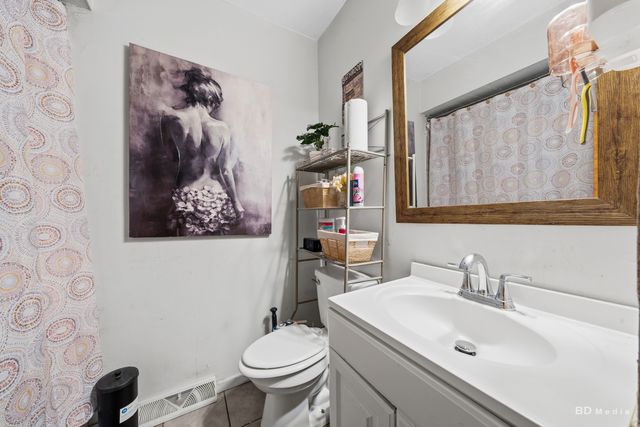 9226 Unit A S Halsted Street, Chicago, IL 60620