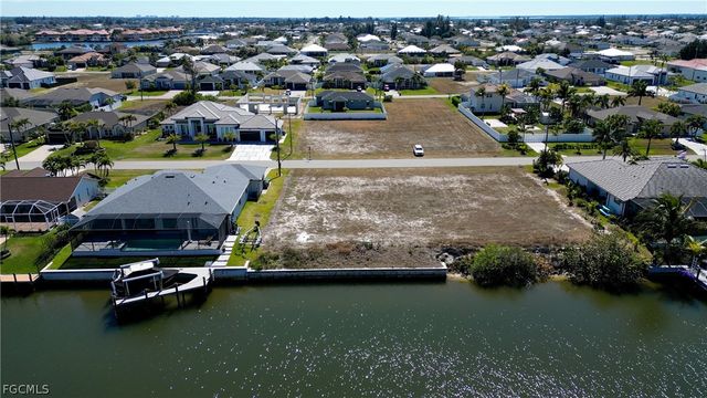 3327 NW 2nd ST, Cape Coral, FL 33993