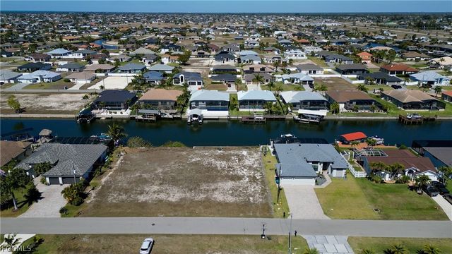 3327 NW 2nd ST, Cape Coral, FL 33993