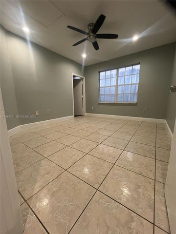 603 NW 97th St 603, Miami, FL 33150