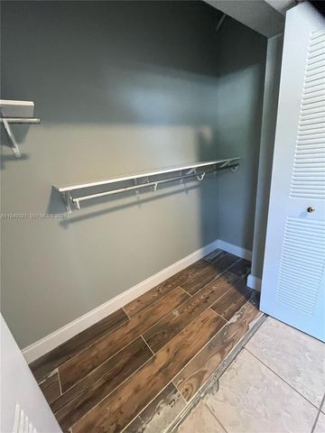 603 NW 97th St 603, Miami, FL 33150