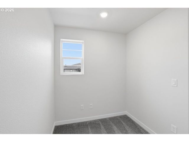 3703 Sw 40TH St, Gresham, OR 97080