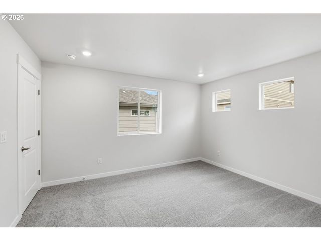 3703 Sw 40TH St, Gresham, OR 97080