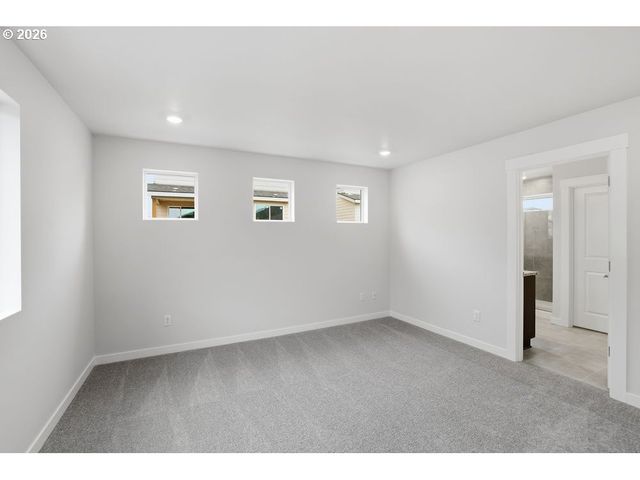 3703 Sw 40TH St, Gresham, OR 97080