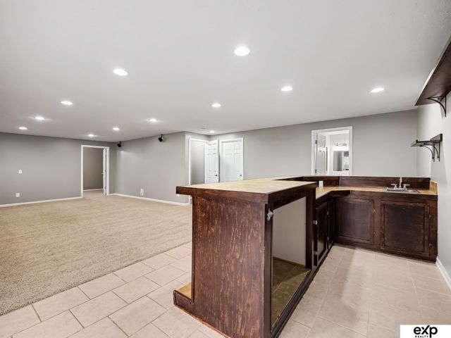 8429 S 64 Avenue, Omaha, NE 68157