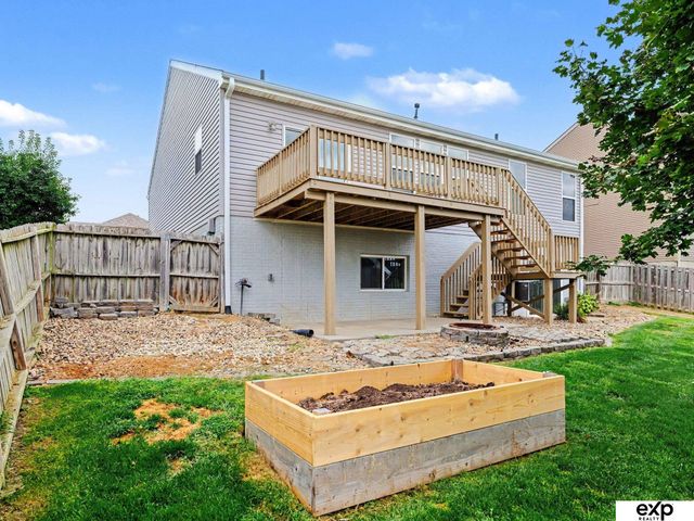 8429 S 64 Avenue, Omaha, NE 68157