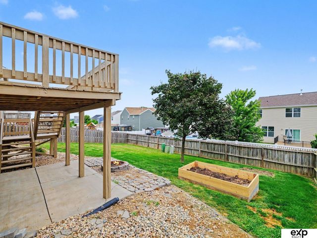 8429 S 64 Avenue, Omaha, NE 68157