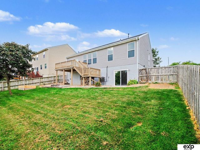 8429 S 64 Avenue, Omaha, NE 68157