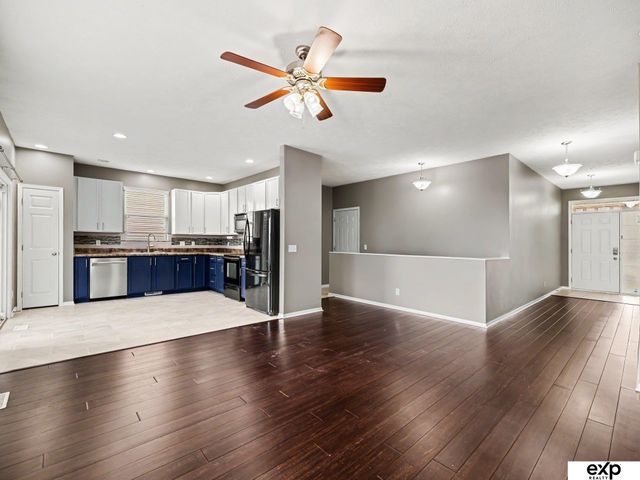 8429 S 64 Avenue, Omaha, NE 68157
