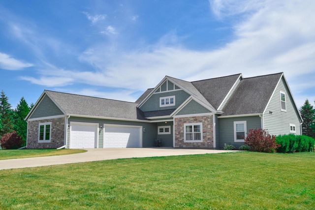 4915 Meadowview COURT, Grafton, WI 53024