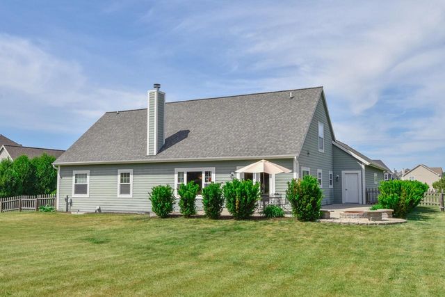 4915 Meadowview COURT, Grafton, WI 53024