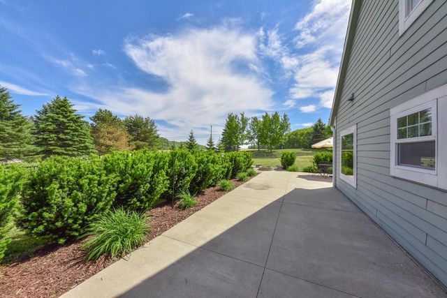 4915 Meadowview COURT, Grafton, WI 53024