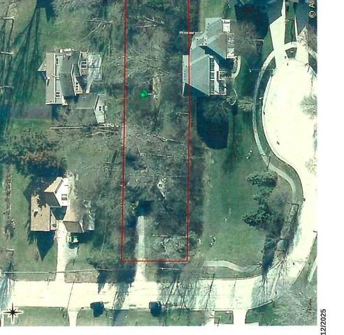 6S435 S Richmond Avenue, Westmont, IL 60559