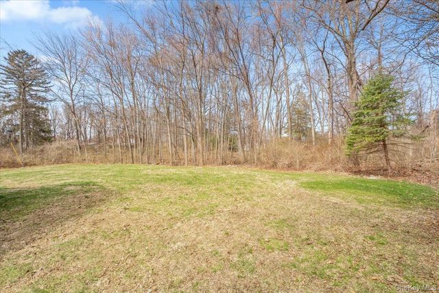 2672 Loretta Street, Yorktown Heights, NY 10598