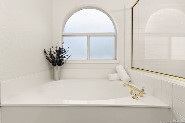 116 Seth Raynor, New Braunfels, TX 78130