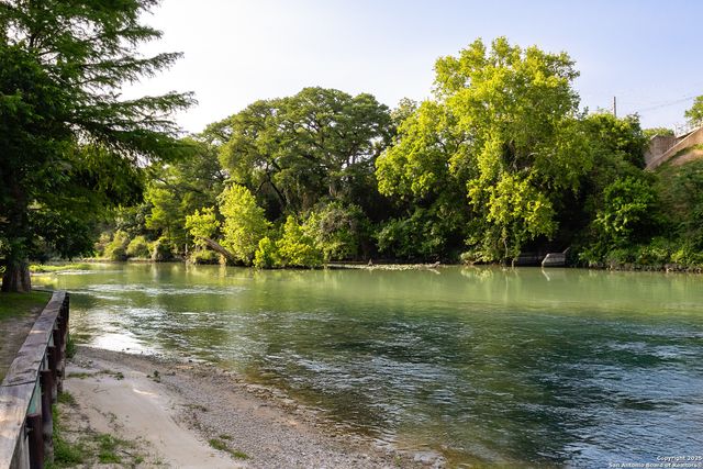 116 Seth Raynor, New Braunfels, TX 78130