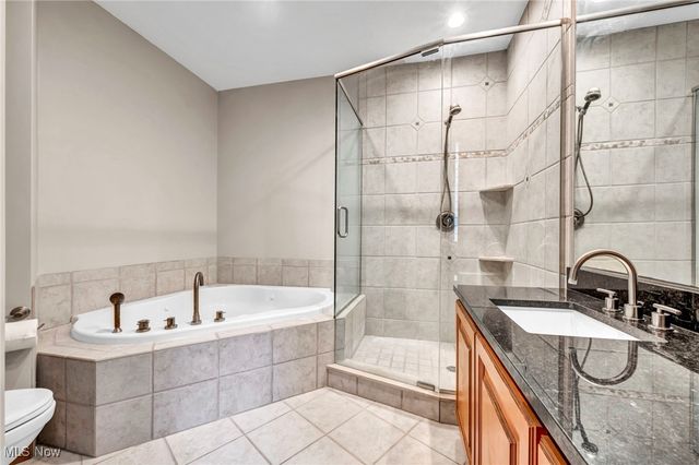 7184 Neff Road, Valley City, OH 44280