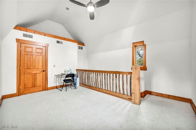 7184 Neff Road, Valley City, OH 44280