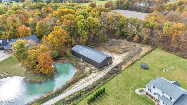 7184 Neff Road, Valley City, OH 44280