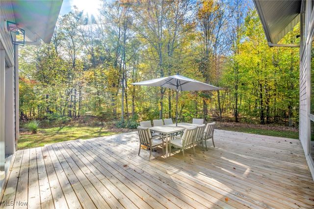 7184 Neff Road, Valley City, OH 44280