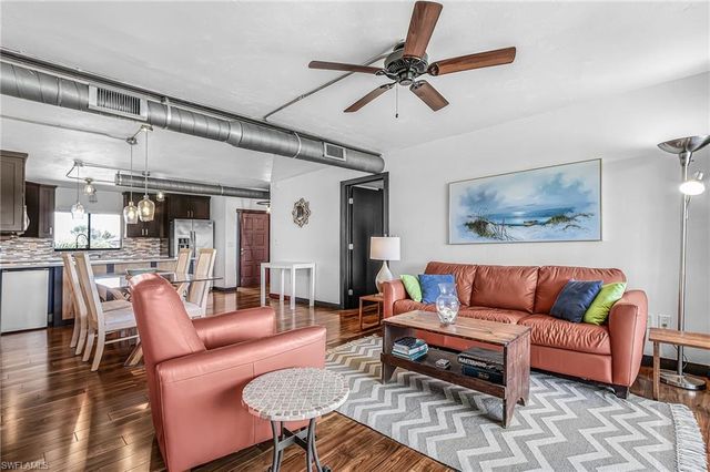 4586 Trawler CT 404, Fort Myers, FL 33919