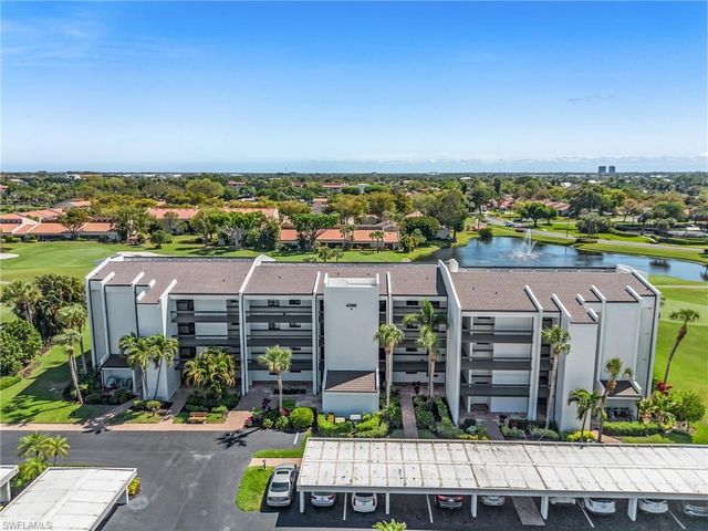 4586 Trawler CT 404, Fort Myers, FL 33919