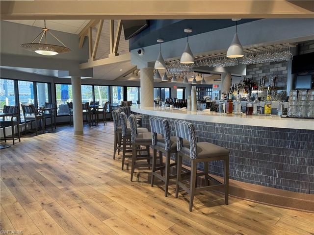 4586 Trawler CT 404, Fort Myers, FL 33919