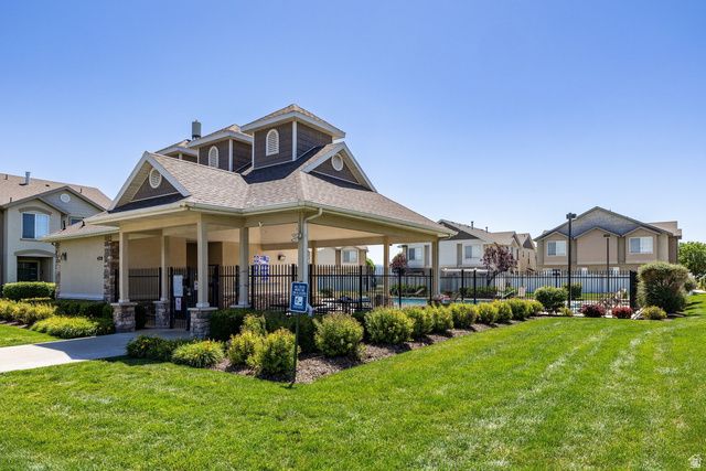 214 N BIRMINGHAM LN, North Salt Lake, UT 84054