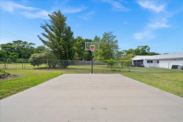 1035 Dorado Drive, St Augustine, FL 32086