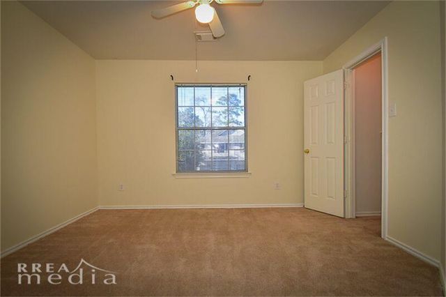 2923 Loganberry Park Lane, Houston, TX 77014