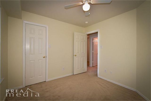 2923 Loganberry Park Lane, Houston, TX 77014