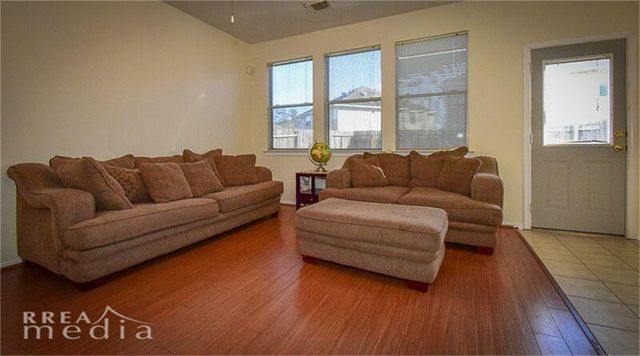 2923 Loganberry Park Lane, Houston, TX 77014