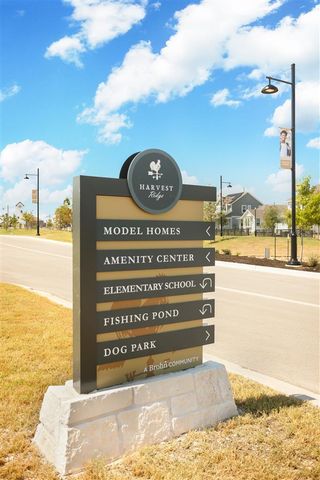 127 Summer DR, Elgin, TX 78621