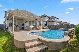 6401 Golden Bough LN, Pflugerville, TX 78660
