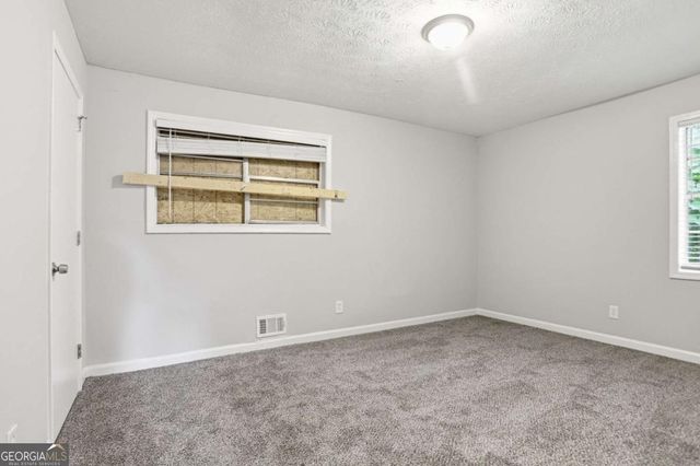 2370 Tiffany Circle, Decatur, GA 30035