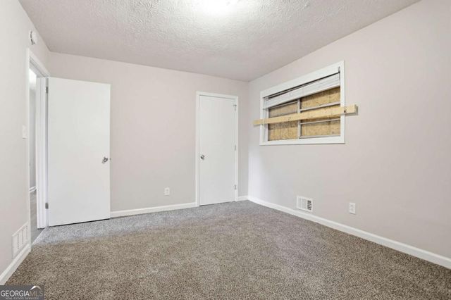 2370 Tiffany Circle, Decatur, GA 30035