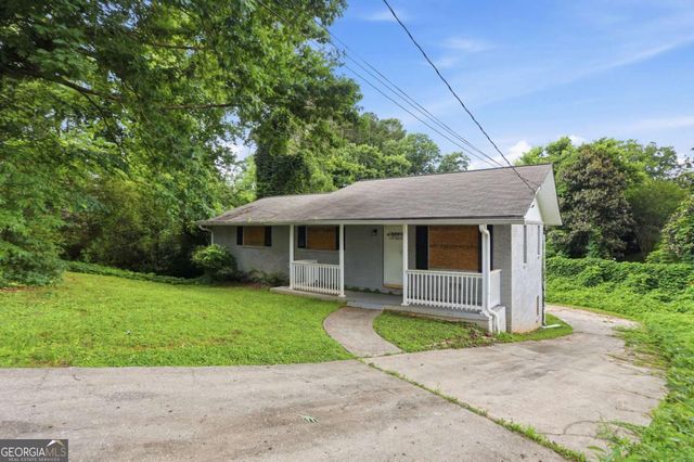 2370 Tiffany Circle, Decatur, GA 30035