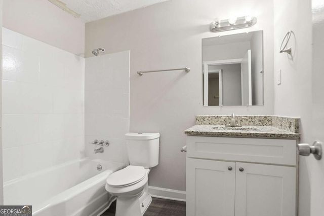 2370 Tiffany Circle, Decatur, GA 30035