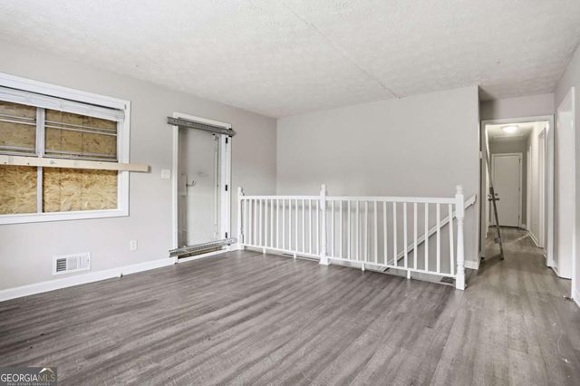 2370 Tiffany Circle, Decatur, GA 30035
