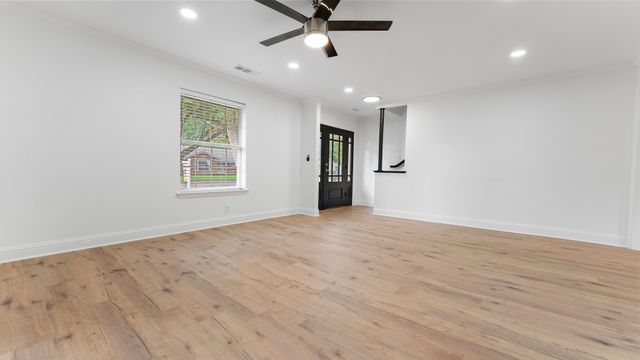 3352 Camelot Drive, Dallas, TX 75229